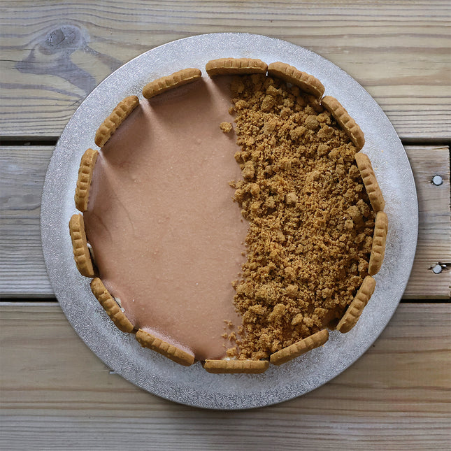 Luca's Caramel Biscoff ice cream cake topped with Biscoff spread, crumble and biscuits