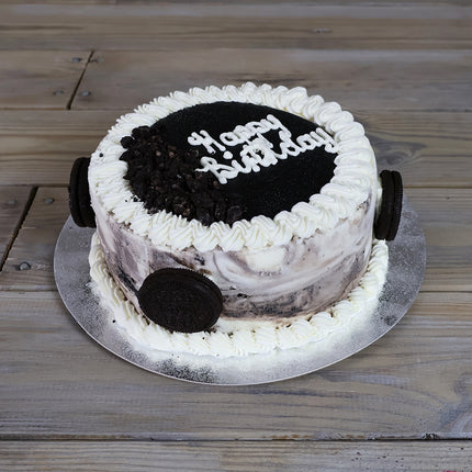 Luca's Nero cookies and cream ice cream cake