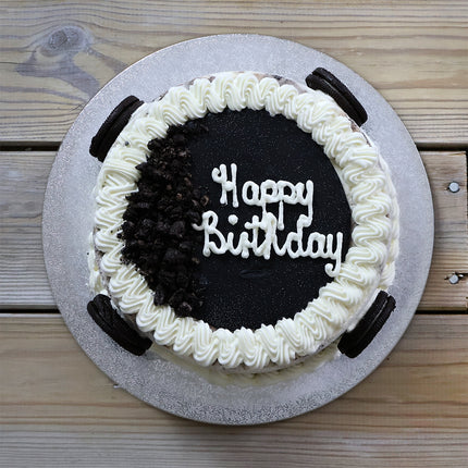 Luca's Nero cookies and cream ice cream cake