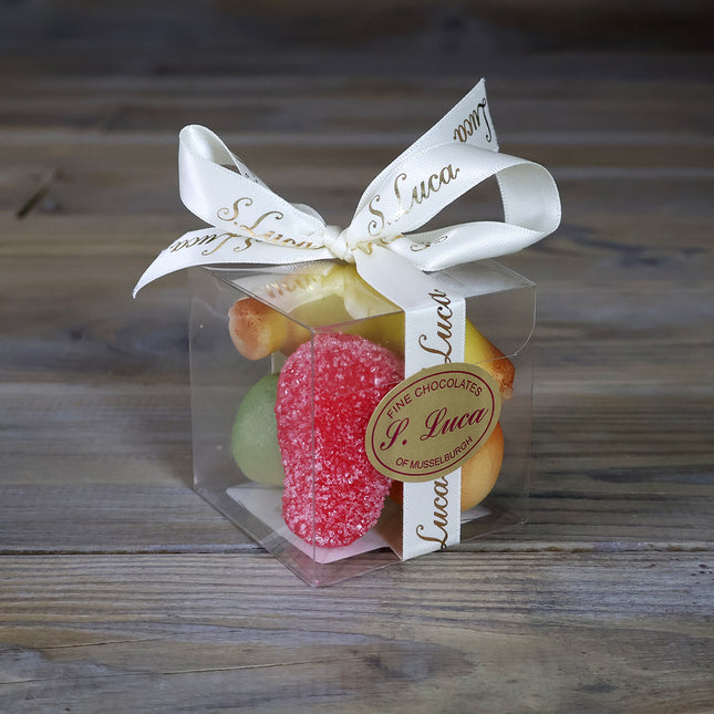 Large marzipan fruits